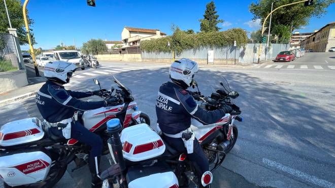 Rider morto a Firenze, l'incrocio a Rovezzano dove è avvenuto l'incidente (Foto Marco Mori / New Press Photo)