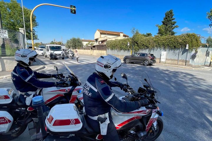 Rider morto a Firenze, l'incrocio a Rovezzano dove è avvenuto l'incidente (Foto Marco Mori / New Press Photo)