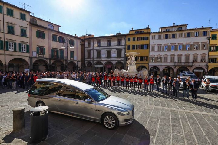 Il funerale di Renzo Maltinti a Empoli (foto Tommaso Gasperini/Germogli)