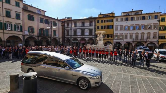 Il funerale di Renzo Maltinti a Empoli (foto Tommaso Gasperini/Germogli)