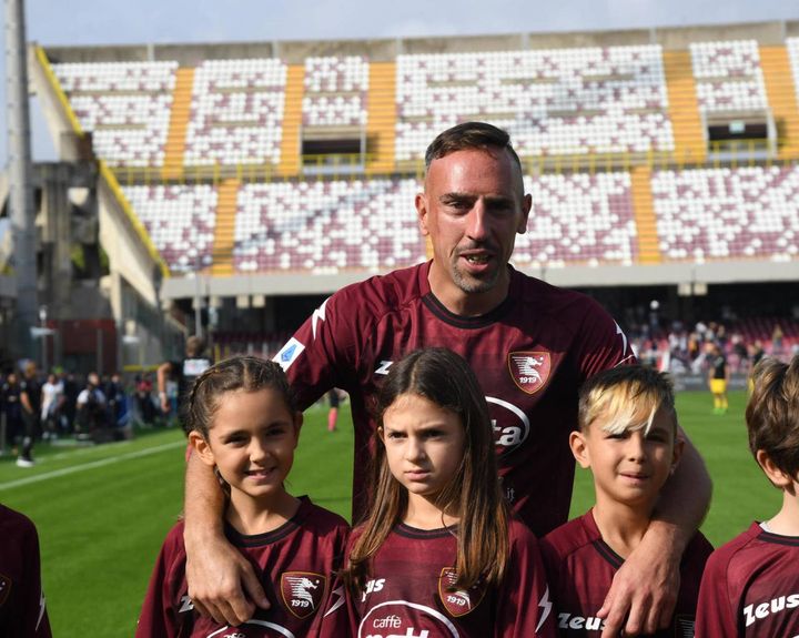 Salernitana-Spezia, il commovente addio al calcio giocato di Franck Ribéry