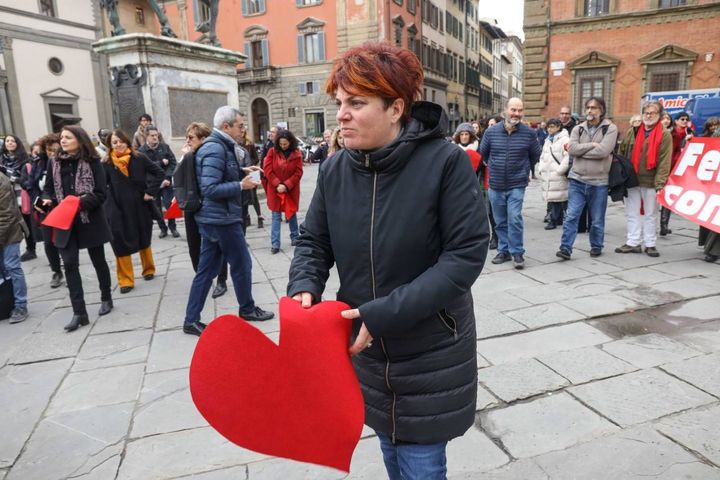 Firenze, flash mob contro la violenza sulle donne (Foto Giuseppe Cabras / New Press Photo)