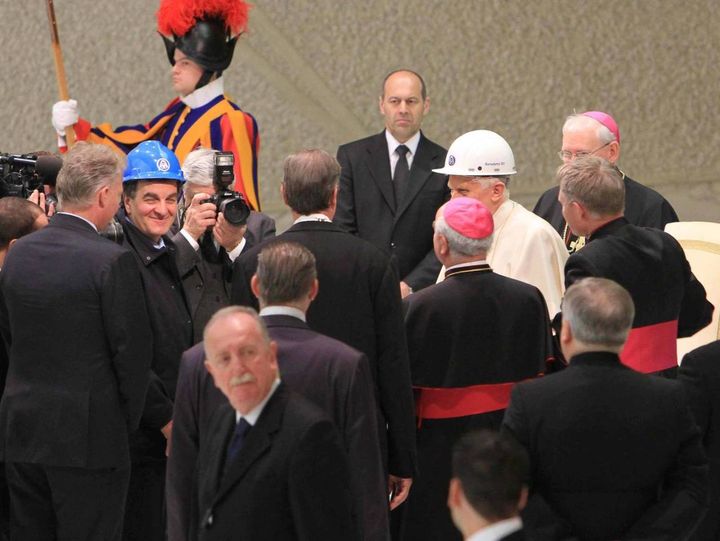 I fedeli ternani dal Papa: era il 2011 (Pianetafoto)
