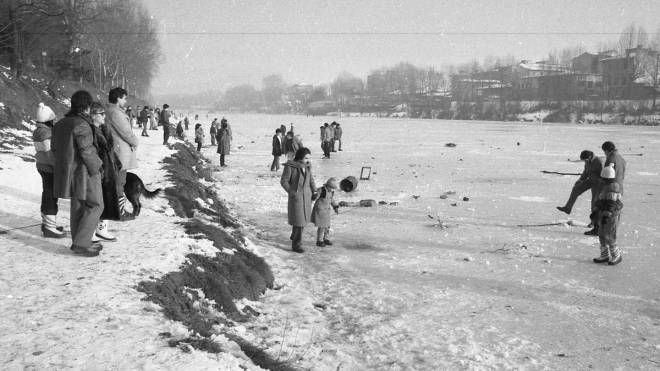 La nevicata del 1985 (Archivio storico New Press Photo)