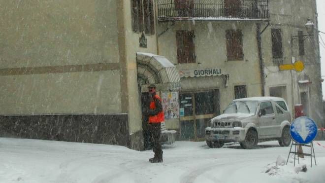 La neve in Alta Garfagnana (foto Borghesi)