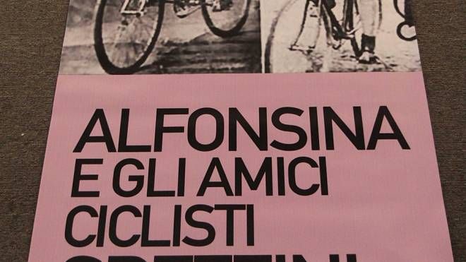 La mostra di 'benvenuto' al Giro d'Italia