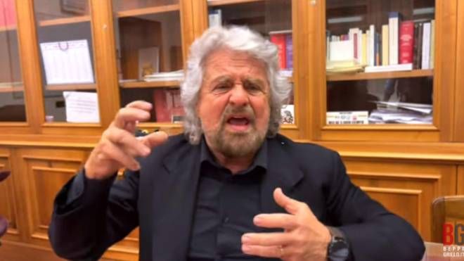 Beppe Grillo, 74 anni, è garante del Movimento 5 Stelle (Foto Ansa)