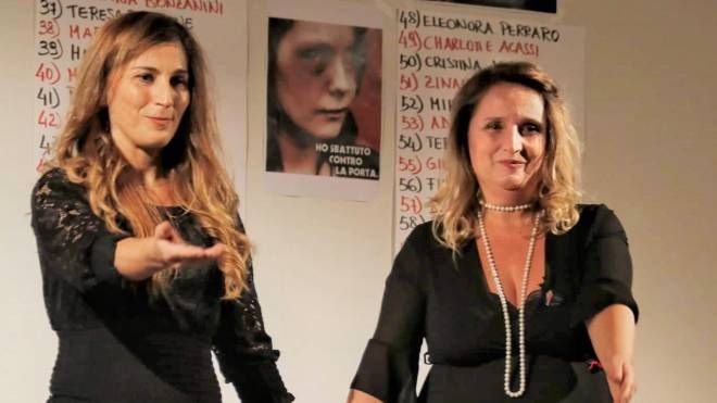 Silvia Todesca e Michela Stellabotte in "Viola e le altre"