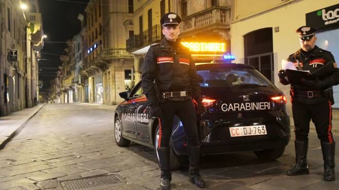 Sono intervenuti i carabinieri (Foto Ansa)